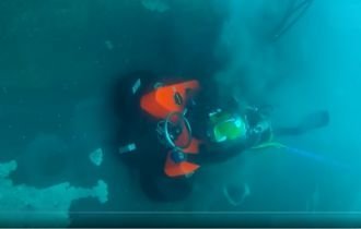 Underwater hull cleaning