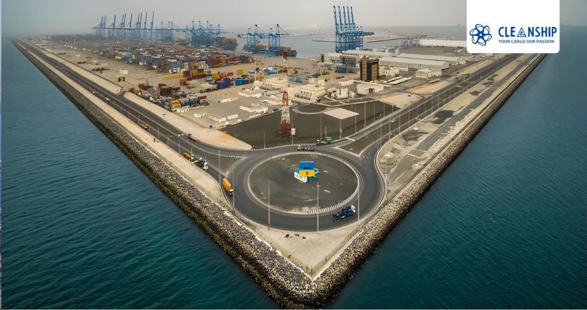 Hold cleaning service in Khalifa Port