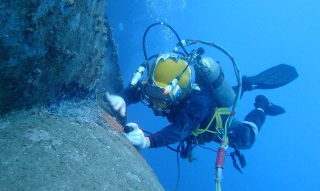 ROV Hull Inspection in Dahej