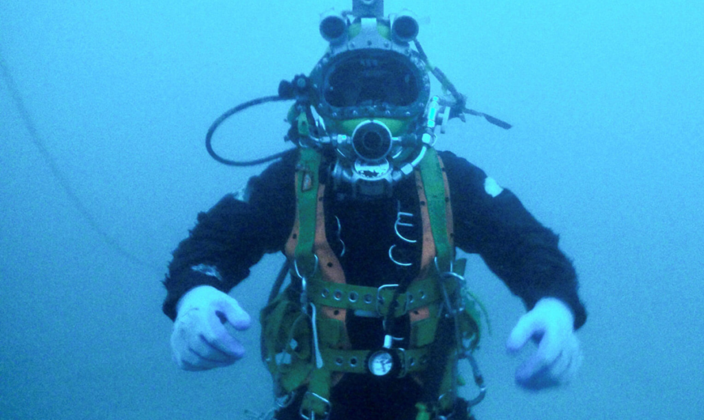 Underwater Hull Cleaning in Mormugao